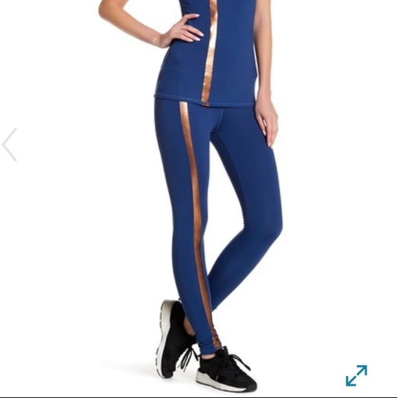 Badgley Mischka Pants - Badgley Mischka NWOT leggings